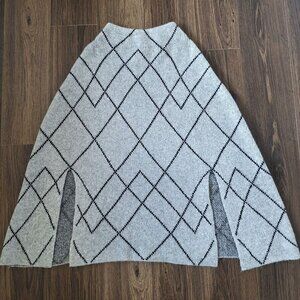 NWOT Akini Merino Wool Blend Cape Sweater Size M/L Outdoors Preppy Cottagecore